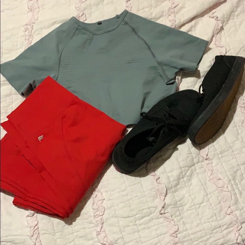 Alphalete Crop Top